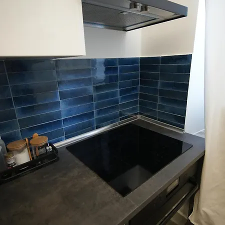 Graziosa In Posizione Strategia Con Bagno Privato Esterno 4*