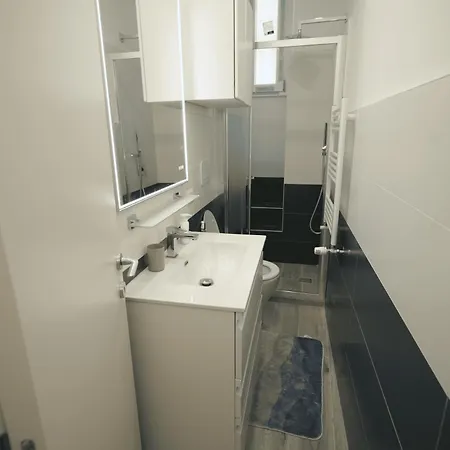 Graziosa In Posizione Strategia Con Bagno Privato Esterno Pensjonat Rzym